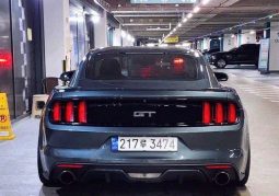 FORD MUSTANG full