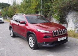 										Jeep Cherokee full									