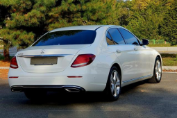 										Mercedes Benz E-Class full									