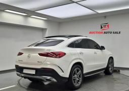 Mercedes Benz GLE-coupe full