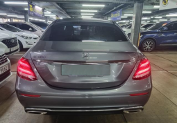 Mercedes Benz E-class full