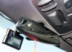 										Chevrolet Camaro Bumblebee full									