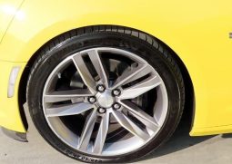 										Chevrolet Camaro Bumblebee full									