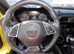 										Chevrolet Camaro Bumblebee full									