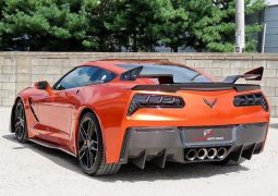 										Chevrolet corvette ZR1 full									