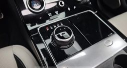 										Land Rover Velar full									