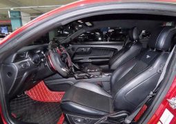 										Ford Mustang Shelby full									