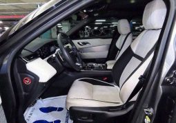 										Land Rover Velar full									