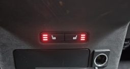 										Land Rover Velar full									