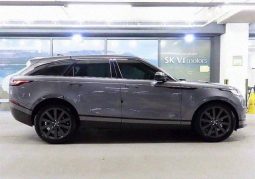 										Land Rover Velar full									