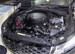 										Land Rover Velar full									