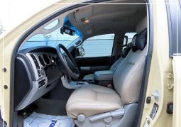 										Toyota Tundra full									