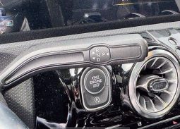 Mercedes Benz CLA full