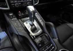 Porsche Cayenne full