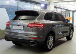 Porsche Cayenne full