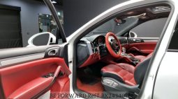 POrsche Cayenne GTS full