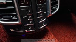 POrsche Cayenne GTS full