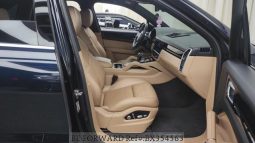 Porsche Cayenne full