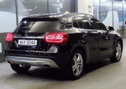 										Mercedes benz GLA full									