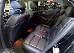 										Mercedes benz GLA full									