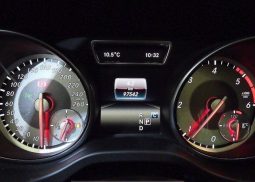 										Mercedes benz GLA full									