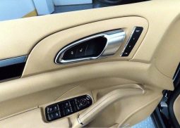 Porsche Cayenne full