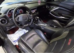 										Chevrolet Camaro full									