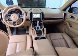 Porsche Cayenne full