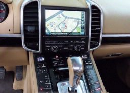 Porsche Cayenne full
