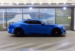 										Chevrolet Camaro full									