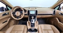 Porsche cayenne full