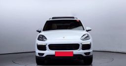 Porsche cayenne full